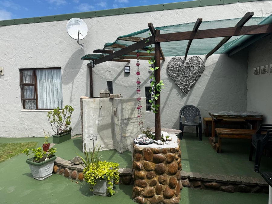 4 Bedroom Property for Sale in Aston Bay Eastern Cape